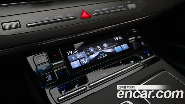 Hyundai Grandeur 2021 — photo 24