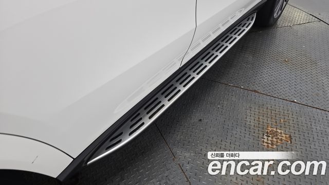 Mercedes-Benz GLE-Class 2023 — photo 30