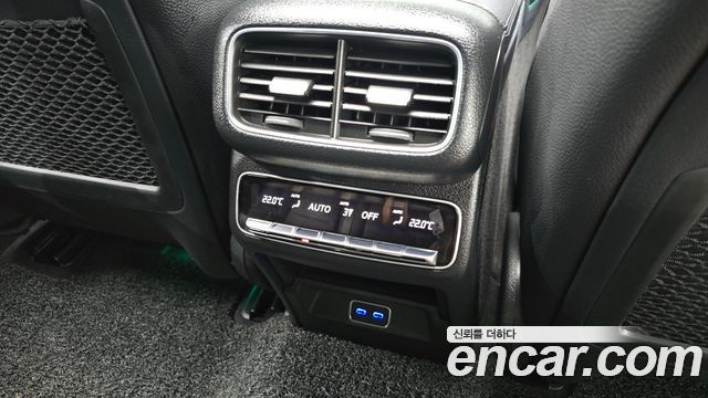 Mercedes-Benz GLE-Class 2023 — photo 34