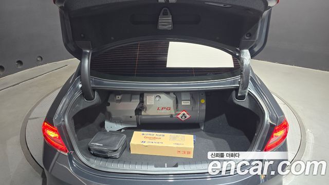 Hyundai Grandeur 2019 — photo 30