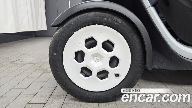 Renault Korea Twizy 2020 — photo 26