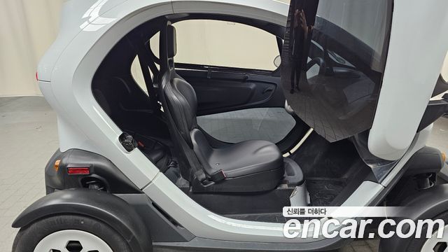 Renault Korea Twizy 2020 — photo 16