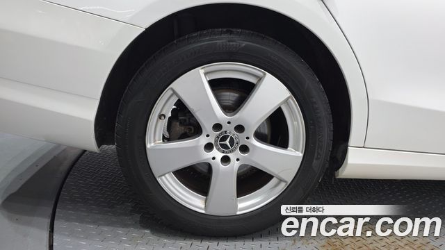 Mercedes-Benz C-Class 2018 — photo 5