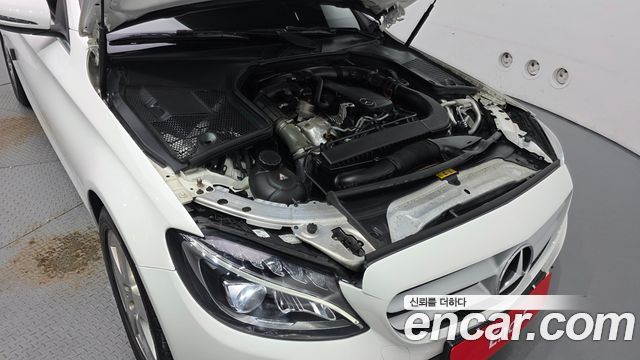 Mercedes-Benz C-Class 2018 — photo 6