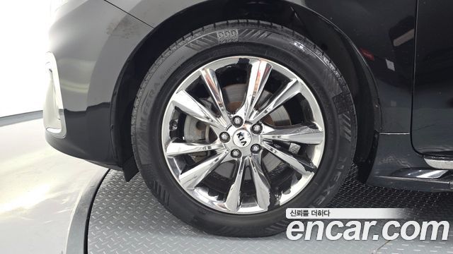 Kia Canival 2019 — photo 5
