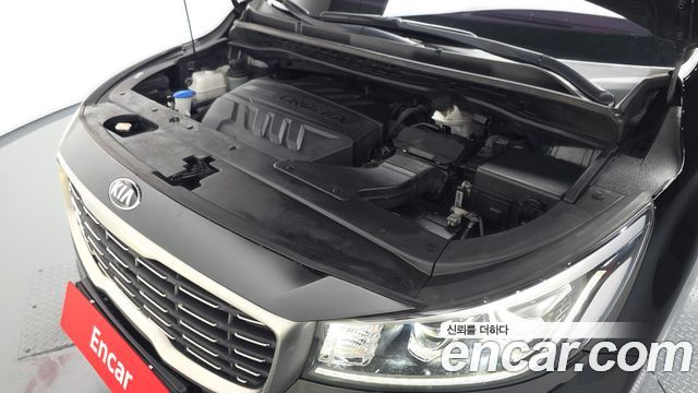 Kia Canival 2019 — photo 6