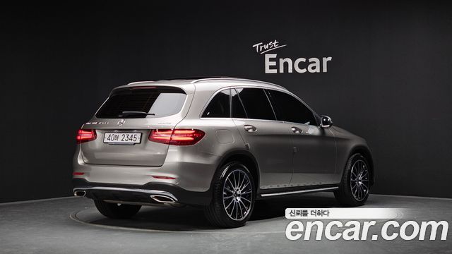 Mercedes-Benz GLC-Class 2019 — photo 2