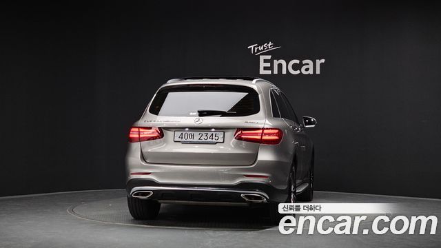 Mercedes-Benz GLC-Class 2019 — photo 4