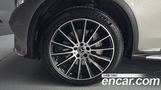 Mercedes-Benz GLC-Class 2019 — photo 5