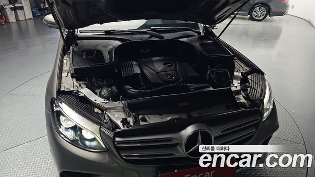Mercedes-Benz GLC-Class 2019 — photo 6
