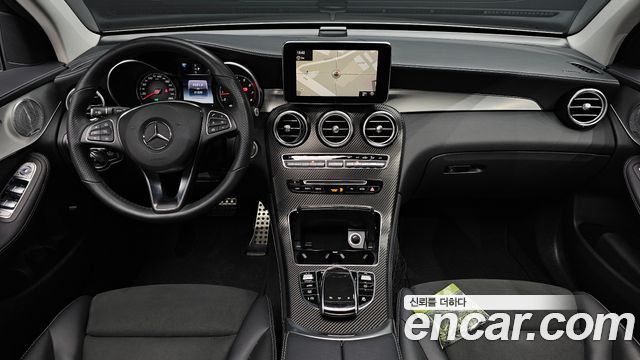 Mercedes-Benz GLC-Class 2019 — photo 10