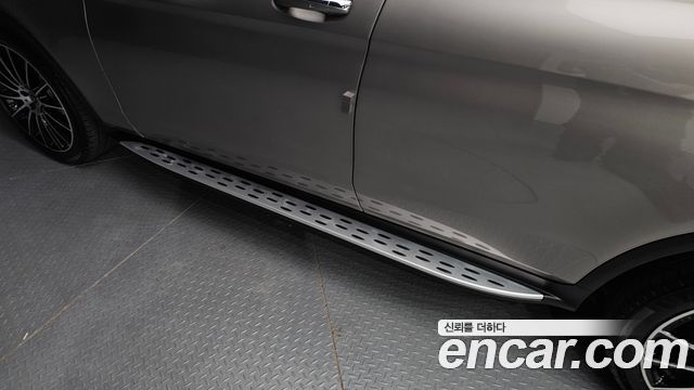 Mercedes-Benz GLC-Class 2019 — photo 36