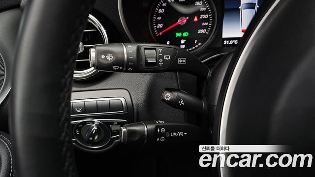 Mercedes-Benz GLC-Class 2019 — photo 38