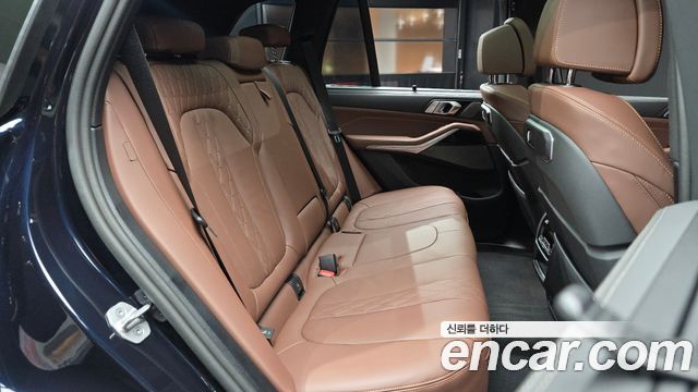BMW X5 2026 — photo 17