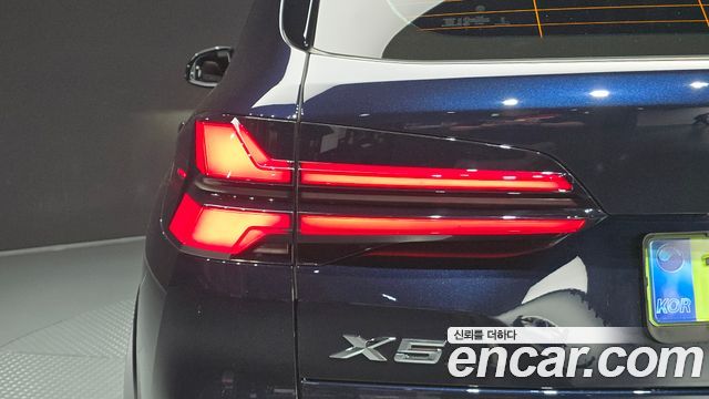BMW X5 2026 — photo 9