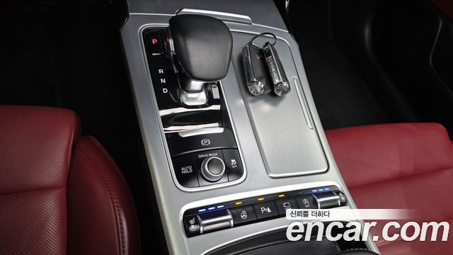 Kia Stinger 2018 — photo 12