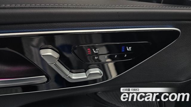 Mercedes-Benz C-Class 2024 — photo 19