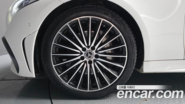 Mercedes-Benz CLS-Class 2023 — photo 5