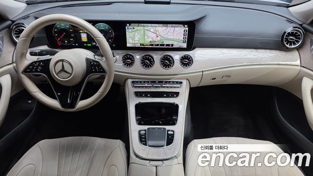 Mercedes-Benz CLS-Class 2023 — photo 10