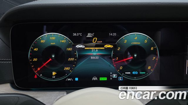 Mercedes-Benz CLS-Class 2023 — photo 11