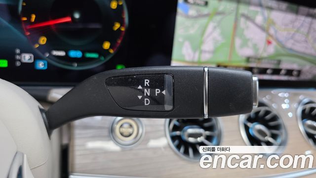 Mercedes-Benz CLS-Class 2023 — photo 12
