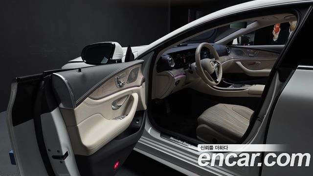Mercedes-Benz CLS-Class 2023 — photo 13