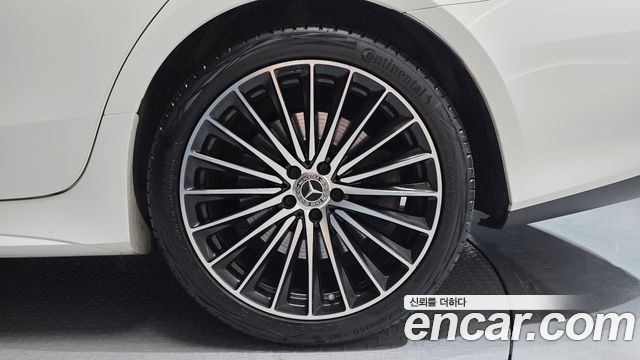 Mercedes-Benz CLS-Class 2023 — photo 7