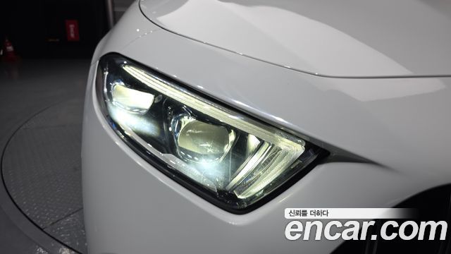 Mercedes-Benz CLS-Class 2023 — photo 8