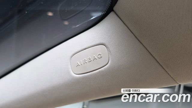 Mercedes-Benz CLS-Class 2023 — photo 30