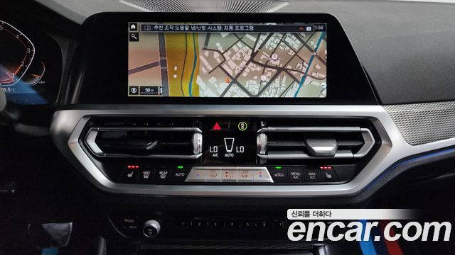 BMW 3-Series 2021 — photo 18