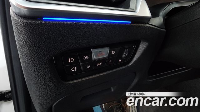 BMW 3-Series 2021 — photo 26
