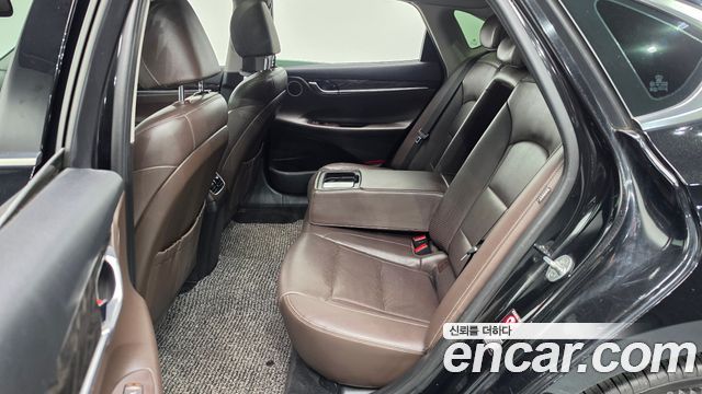 Hyundai Grandeur 2017 — photo 11