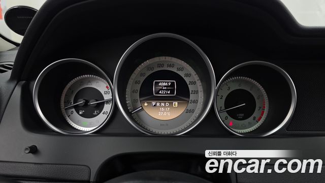 Mercedes-Benz C-Class 2012 — photo 8