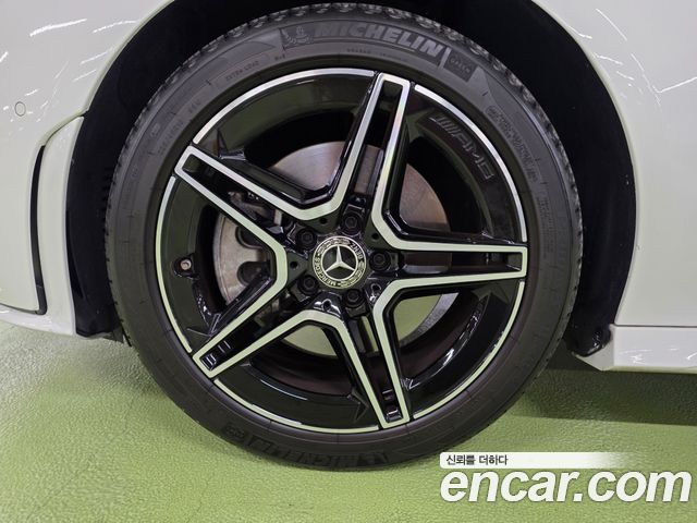 Mercedes-Benz CLA-Class 2023 — photo 8