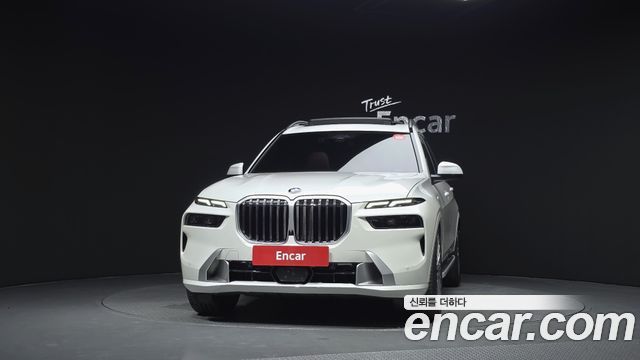 BMW X7 2025 — photo 3
