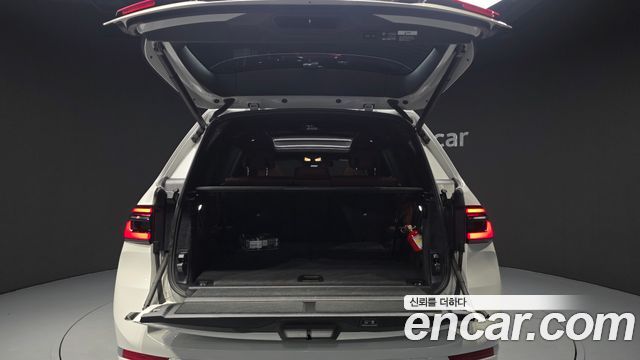 BMW X7 2025 — photo 25