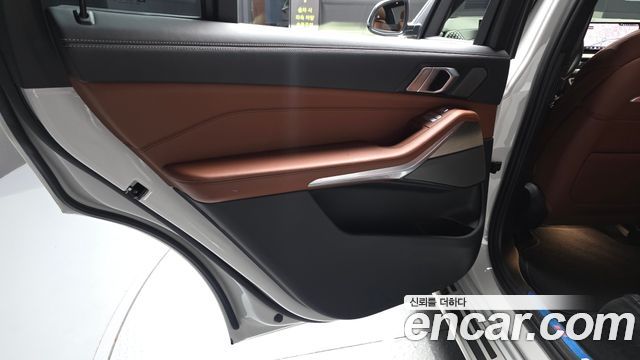 BMW X7 2025 — photo 15