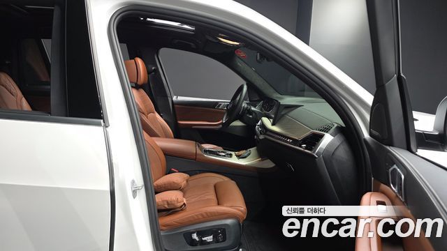 BMW X7 2025 — photo 16
