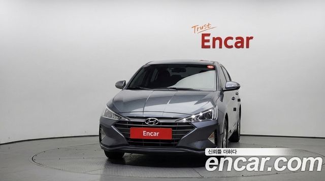 Hyundai AVANTE 2019 — photo 3