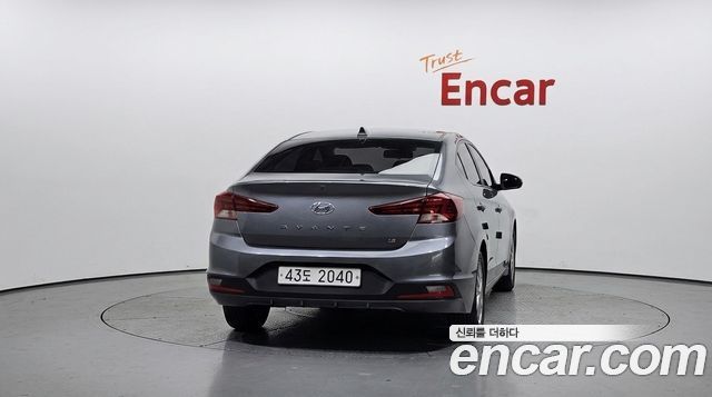 Hyundai AVANTE 2019 — photo 4