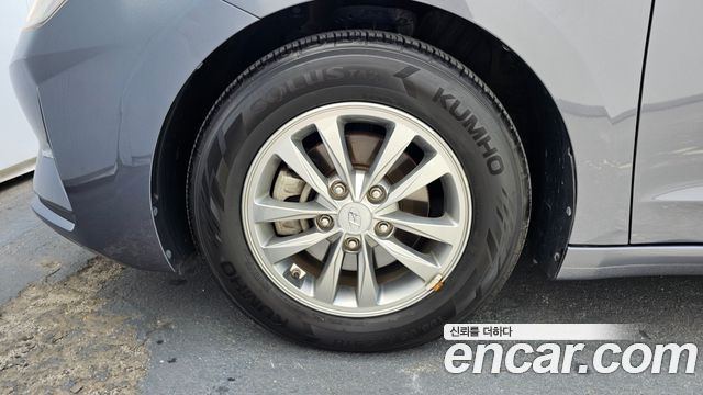 Hyundai AVANTE 2019 — photo 5