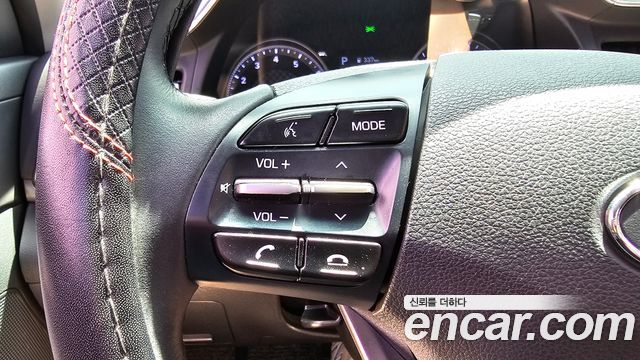 Hyundai AVANTE 2019 — photo 23