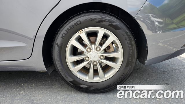 Hyundai AVANTE 2019 — photo 7