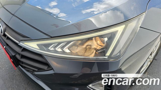 Hyundai AVANTE 2019 — photo 8