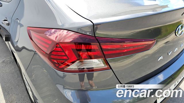 Hyundai AVANTE 2019 — photo 9