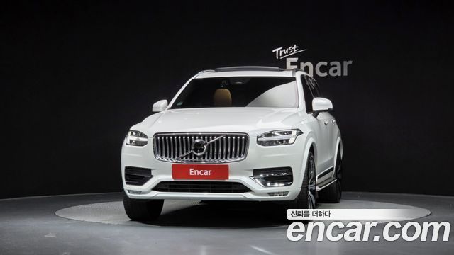 Volvo XC90 2023 — photo 3