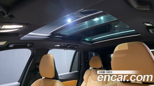 Volvo XC90 2023 — photo 18