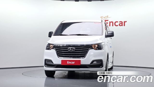 Hyundai Starex 2020 — photo 3