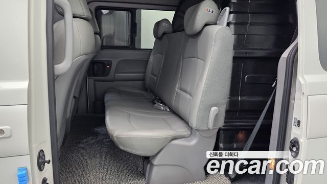 Hyundai Starex 2020 — photo 17