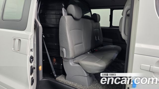 Hyundai Starex 2020 — photo 18